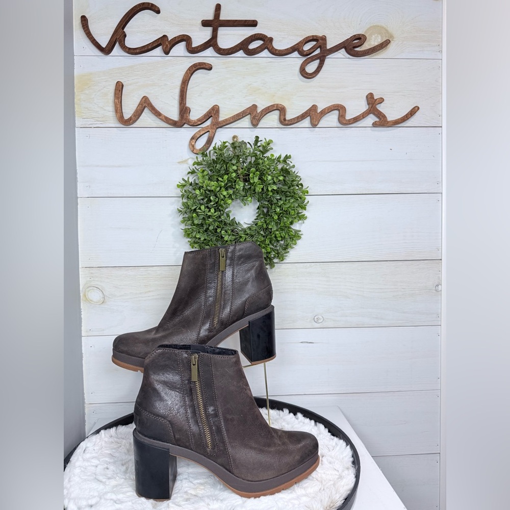 Sorel Blake Waterproof Leather Ankle Booties Blackened Brown Size 10 EUC